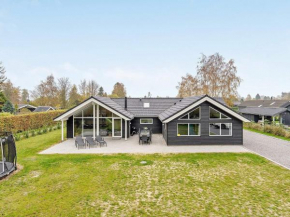 Holiday home Væggerløse CXCVII, Bogø By